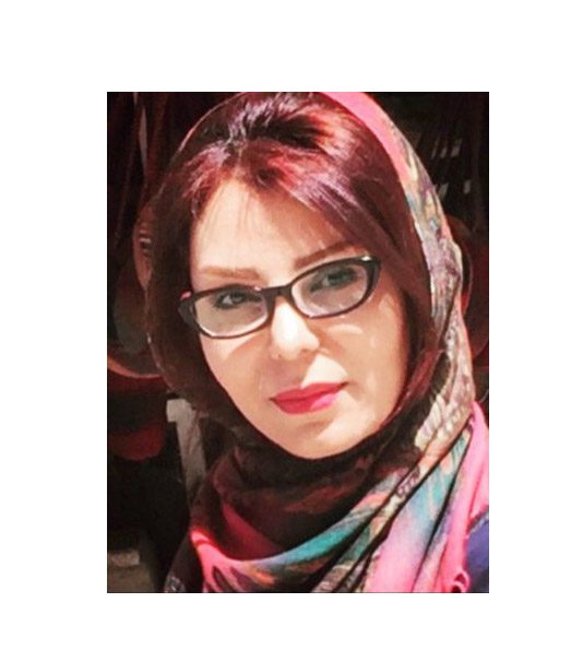 الینا نریمان، شاعری که از پشت پنجره‌ی کلمات، زندگی را می‌نگارد